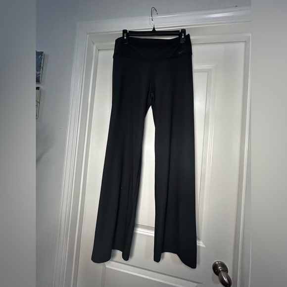 Nike Black Boot Cut Women's Pants - Picture 3 of 3